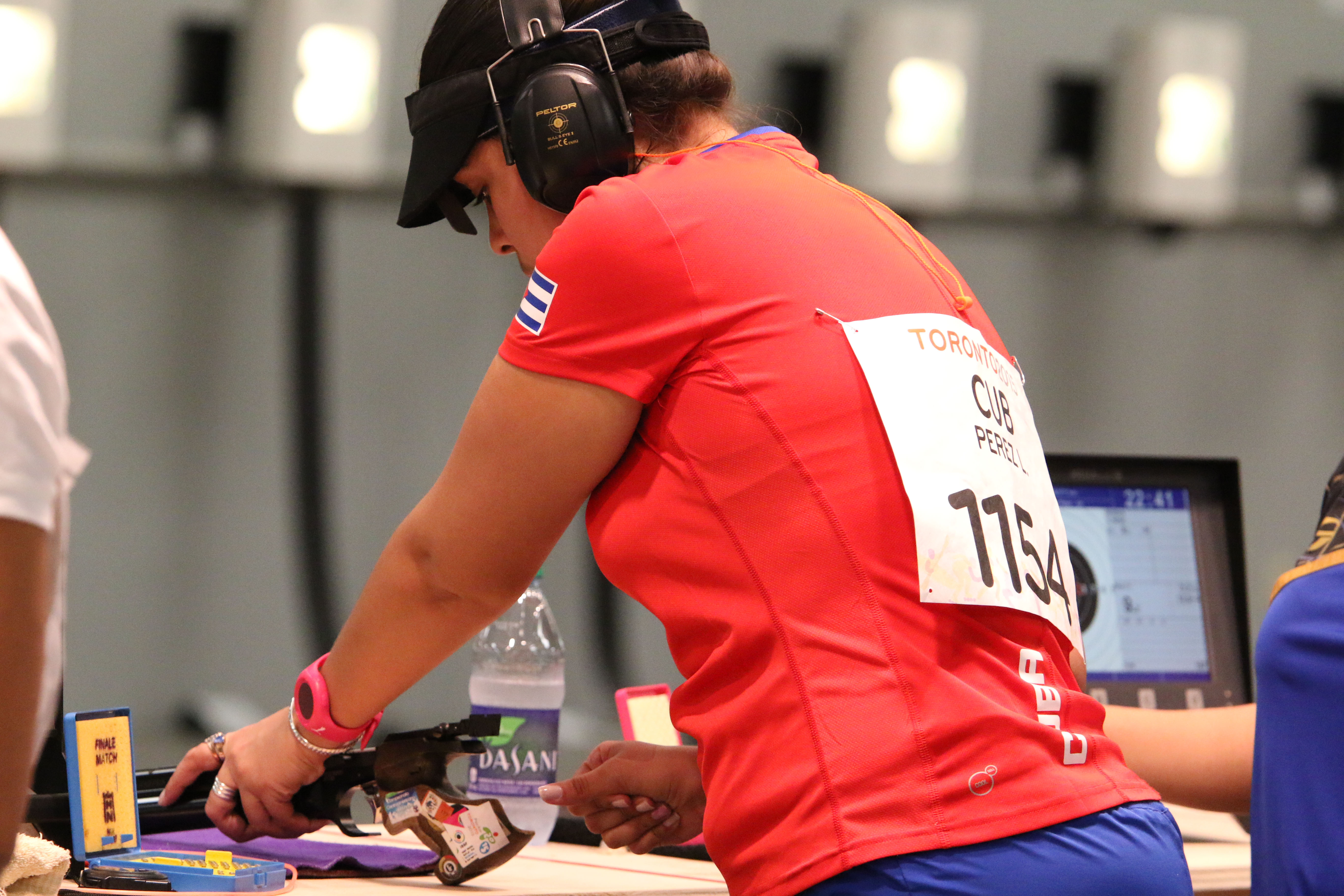 La pistolera cubana durante la competencia en Toronto 2015. Foto: José Luis Anaya.