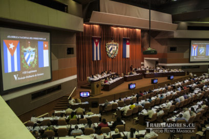 Apoyan parlamentarios cubanos al gobierno ecuatoriano