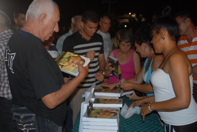 Presentación del libro Raúl Castro, un hombre en Revolución. Foto: Javier Mola.