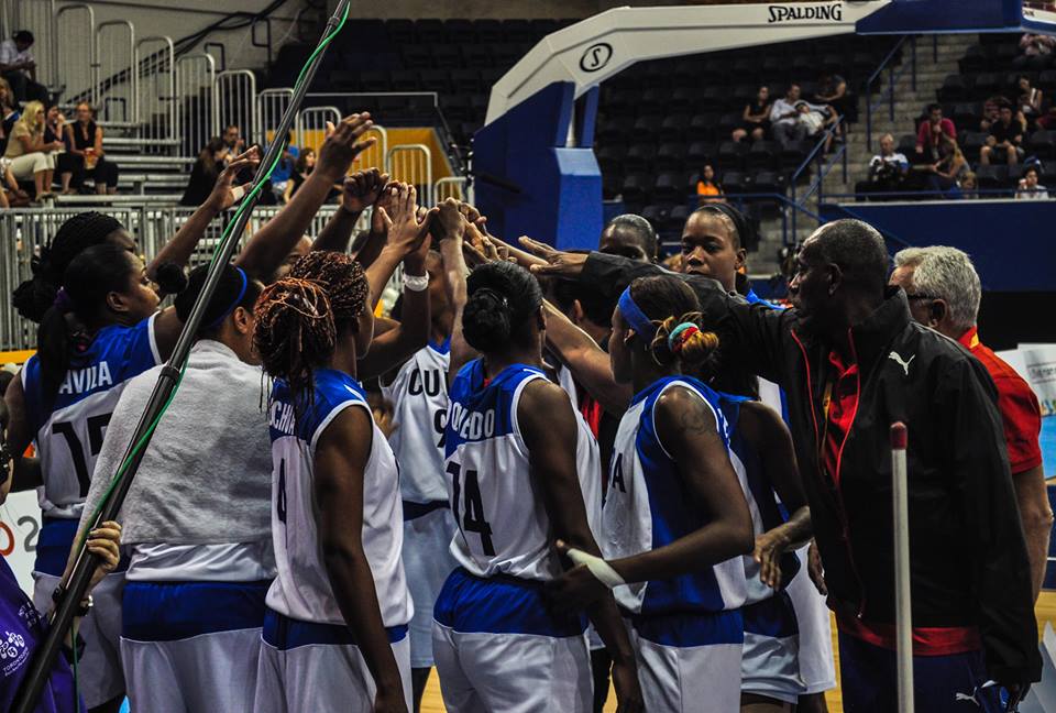 El partido por el bronce fue peleado por las cubanas con la intensidad de una final. Foto: Raúl Alejandro del Pino Salfrán.