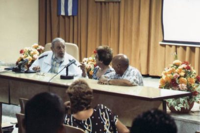 Visita Fidel el Instituto de Investigaciones de la Industria Alimenticia