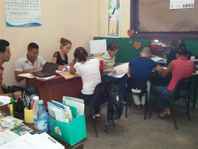 Los estudiantes desarrollan su trabajo en el contexto curricular, en tareas de impacto profesional y social y en actividades con la comunidad e instituciones de salud. Foto: Cortesía de la Facultad de Educación Infantil