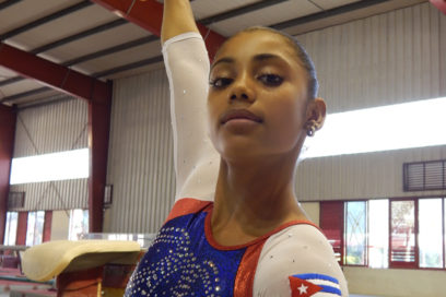 ¡Marcia con salto de oro!