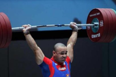 ¡Pesista Yoelmis se pasó!