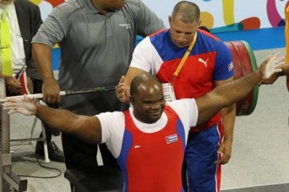 Oníger Drake suma otro oro en Toronto