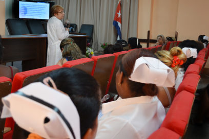 Comprensión y apoyo a la madre trabajadora