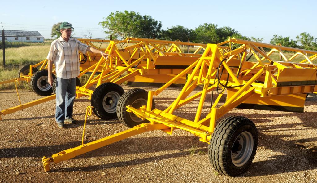 Algunos equipos abundan, otros insumos como el alambre de púas y las baterías están en falta. Foto: Roberto Carlos Medina
