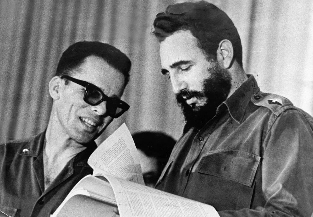 Fidel y Faustino Pérez en el quinto aniversario del INRH. Foto: Cortesía de la viuda de Faustino Pérez