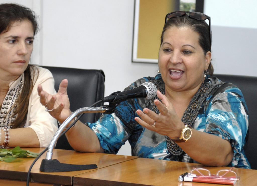 Teresa Amarelle Boué, máxima dirigente de la FMC en el país, puso de relieve cómo la Federación ha ido incorporando a la vida cotidiana ese enfoque de género y cultura de igualdad. Foto: Heriberto González Brito