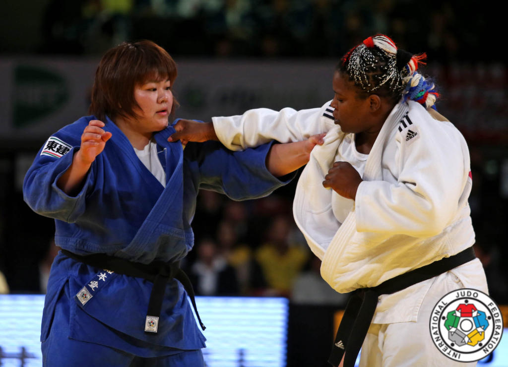 Idalis Ortiz perdió una cerrada pelea con la japonesa Tachimoto.