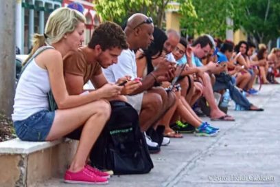 Wifi pública en Cuba: regalo del verano