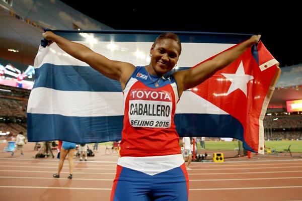 La cubana solo precisó un intento para marcar los 69.28 metros que le valieron el oro.