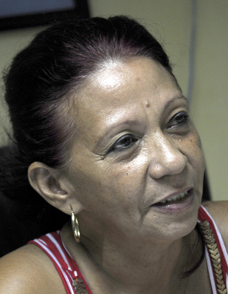 “Formamos una familia unida, presta a contribuir en lo que sea necesario para mantener la vitalidad del teatro”, asegura Elvira García Chiullán. Foto: Roberto Carlos Medina