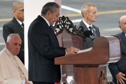 Discurso de bienvenida del Presidente Raúl  Castro al Papa Francisco