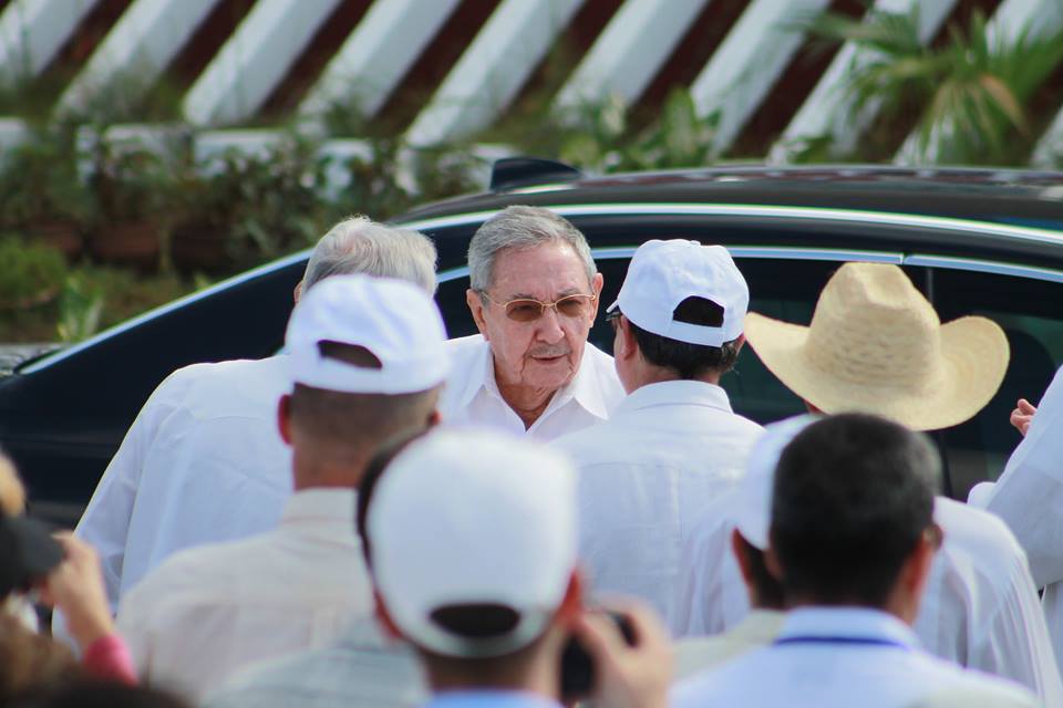 12022004_10153683686365982_1206981950_n