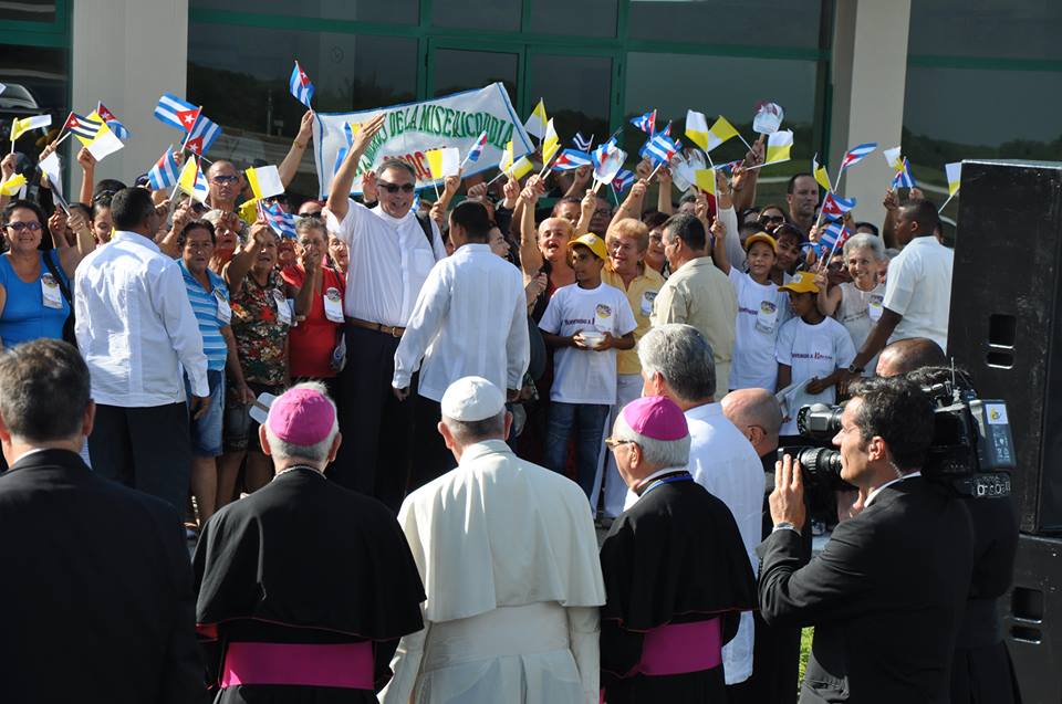 12023144_771998972910313_768891003_n