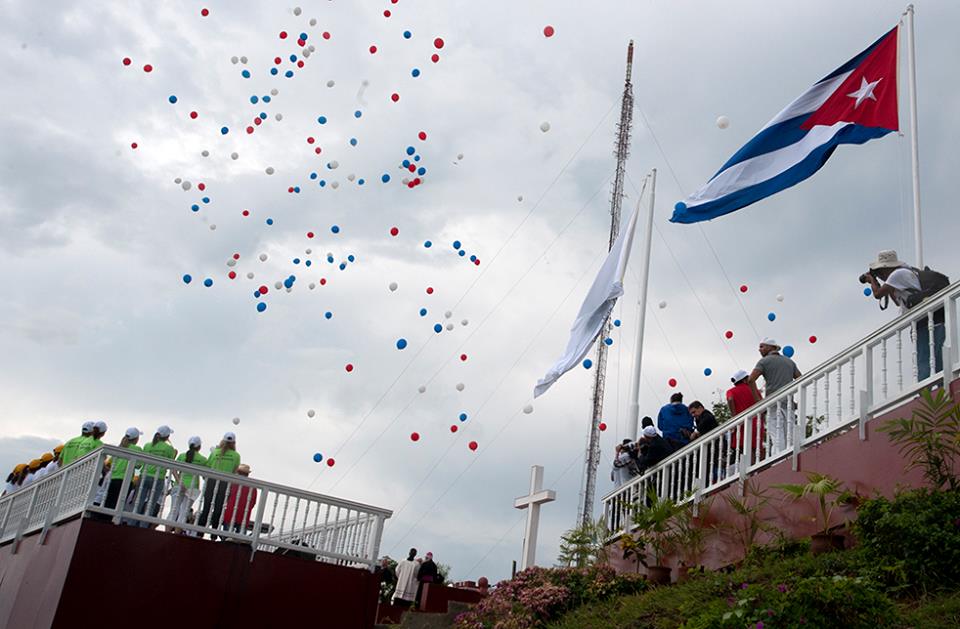 12030965_1189058611110424_762315879_n