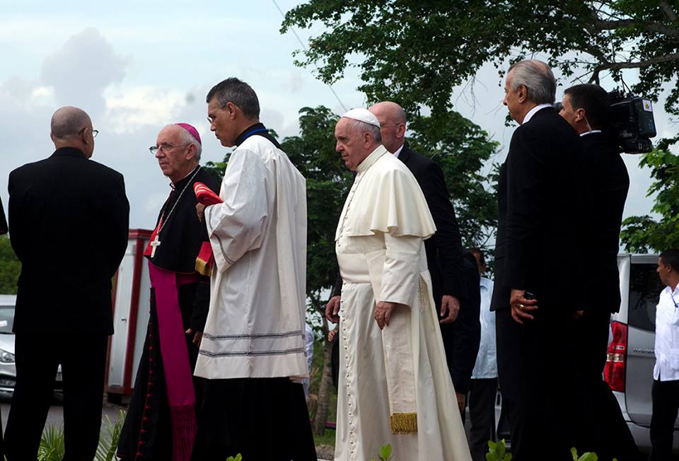 12032318_1189055791110706_990135195_n