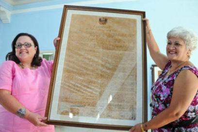 Entregan certificado de inscripción de Constitución de Jimaguayú