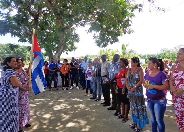 En Guantánamo fue abanderada la delegación guantanamera a la Primera Conferencia del SNTAP.| Foto Rodny Alcolea
