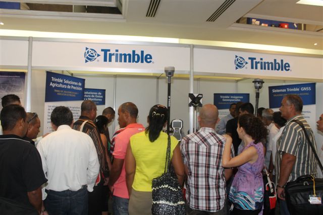 Los sistemas de navegación con diversos usos de la multinacional Trimble Navegation han captado la atención de los delegados.