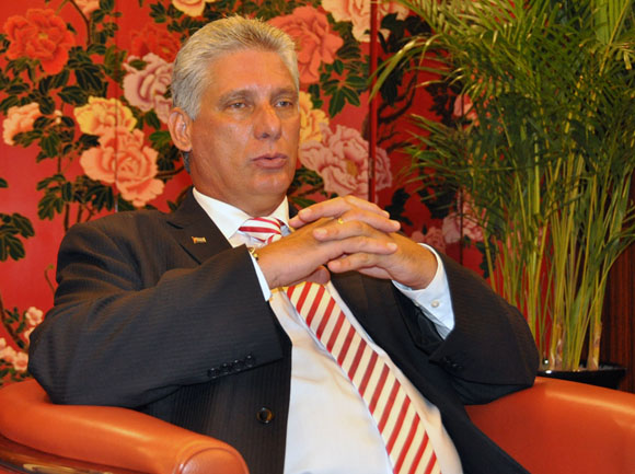 Miguel-Díaz-Canel1