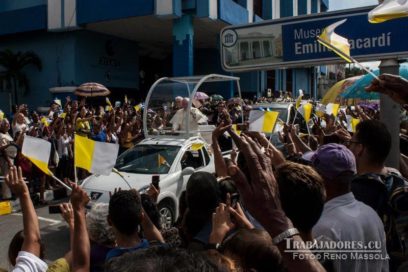 Hospitalidad santiaguera se desborda al paso del Papa por calles de la ciudad (+ Fotos)