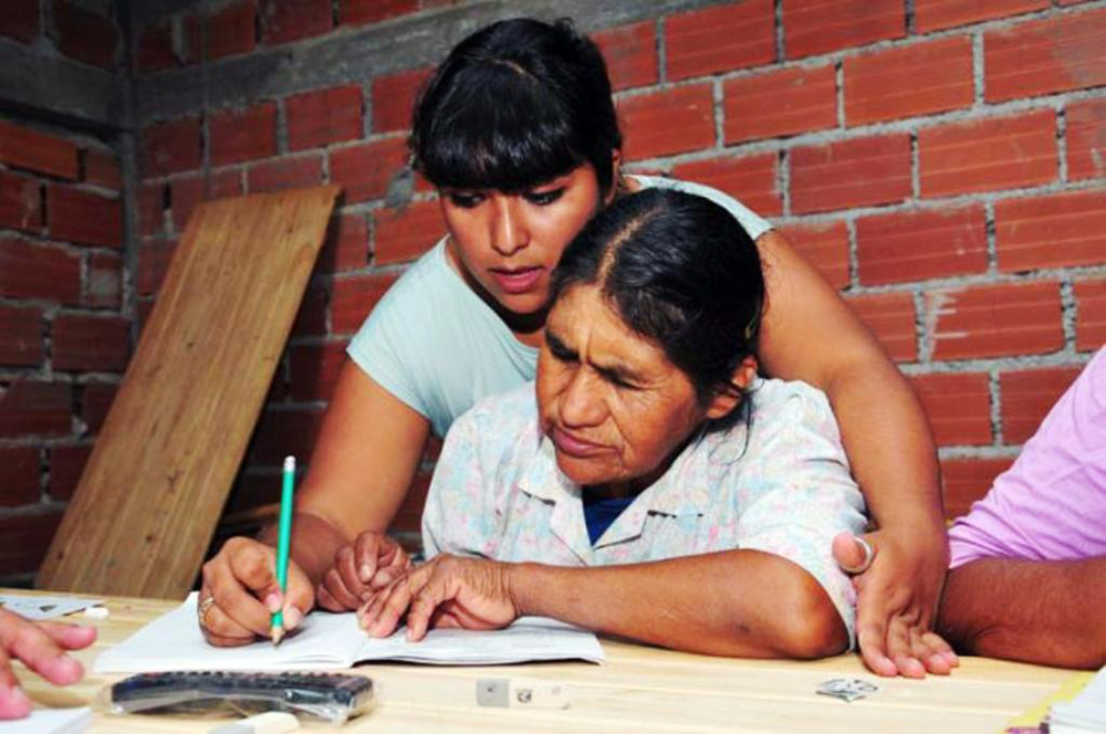 Con el programa Yo sí puedo se han alfabetizado más de 8 millones de personas. Foto: Internet