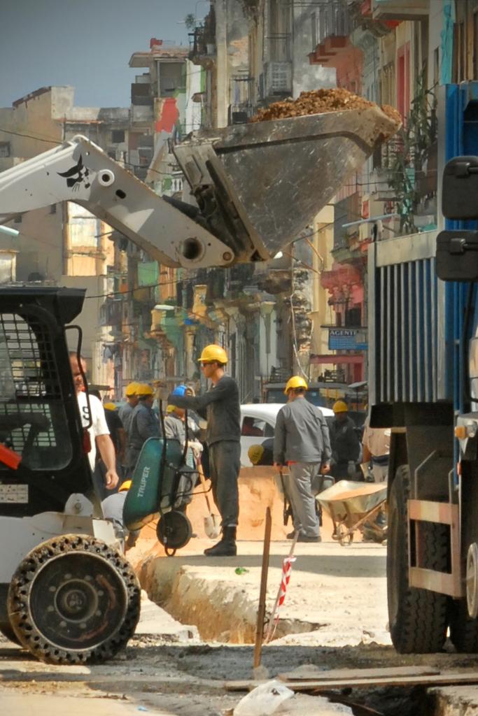 En cualquier actividad laboral el apego a la ley en los contratos garantiza un clima de trabajo confiable. Foto: Heriberto González Brito
