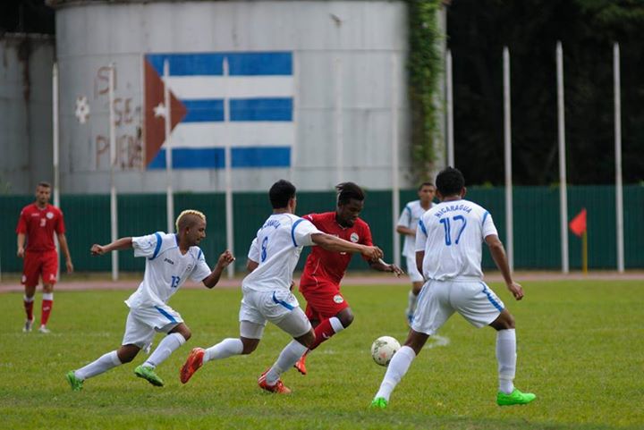 Los cubanos no consiguieron burlar la ordenada defensa de Nicaragua. Fotos: Raúl Pupo.