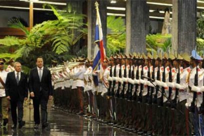Recibe Raúl a Presidente de Panamá