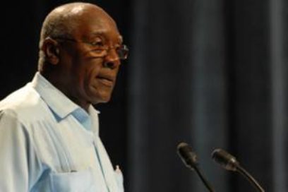 Abogan por la protección del salario de los trabajadores