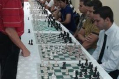 Simultánea de ajedrez CHE VIVE
