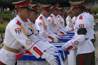 Realizan ceremonia de inhumación de restos en el Mausoleo Frente Las Villas (+ fotos)