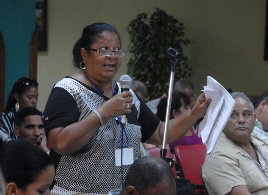 Dalia Eulalia López Rivero, secretaria general del buró sindical de la Empresa Correos de Cuba, La Habana. Foto: Agustín Borrero