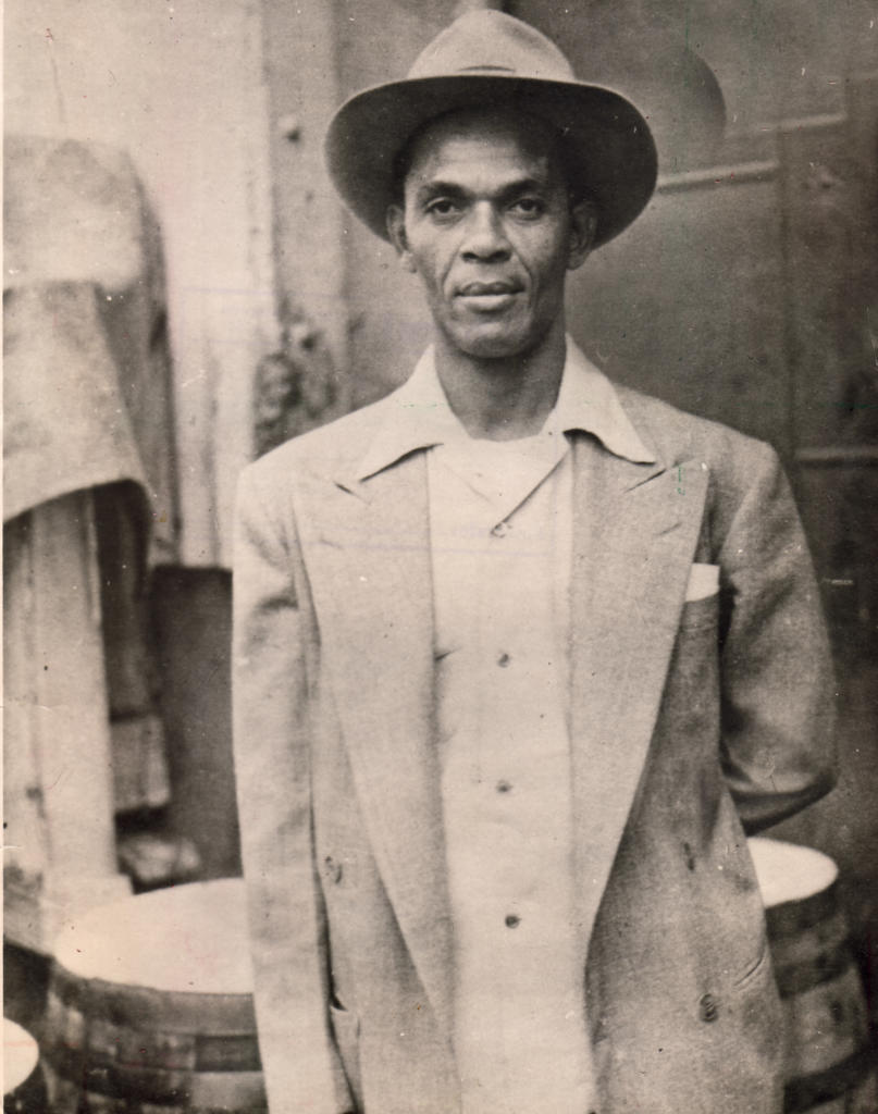 Él fue, líder indiscutible de los trabajadores portuarios.