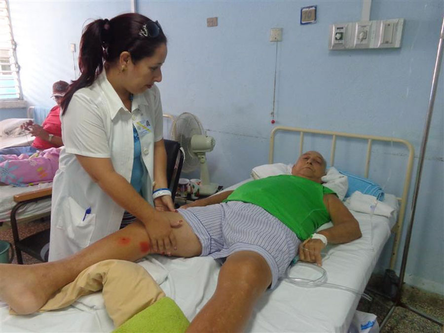 Los pacientes con TVP deben ser tratados en hospitales, y tienen alta probabilidad de curar con el tratamiento; esta enfermedad generalmente no provoca la muerte, pero una complicación derivada de ella sí, advierte Salomé Pérez. Foto: De la autora