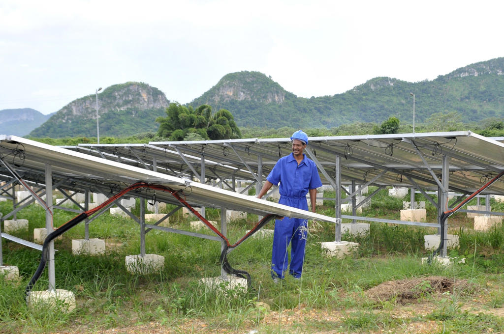 Un nuevo parque fotovoltaico aporta energía para todo el territorio. . Foto: José Raúl Rodríguez Robleda