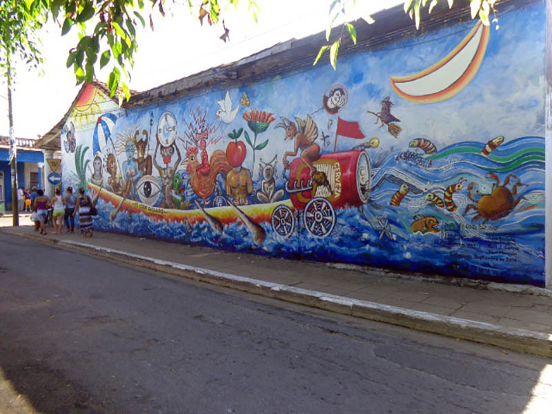 La reanimación de los murales de la ciudad es uno de los antecedentes del programa de rehabilitación con vistas al aniversario 150 del nombramiento de Pinar como ciudad. Foto: Eduardo González Martínez