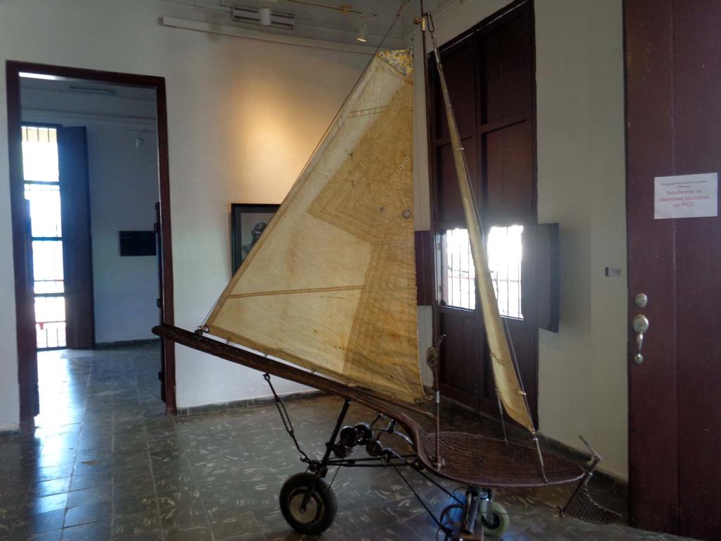 Prototipo, transporte migratorio, es el nombre de la obra premiada de Ernesto René Figueroa. Foto: Eduardo González Martínez