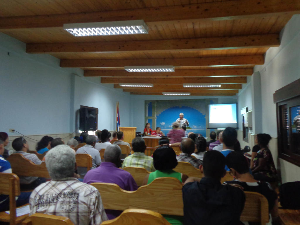 Con unos 34 trabajos, algunos de ellos relacionados con actividades productivas únicas en el país, sesionó en Pinar del Río, el Primer Taller Provincial de Ahorro. Foto: Eduardo González Martinez