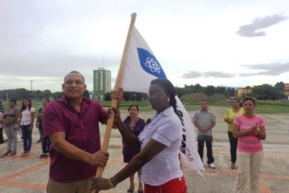 Abanderan delegación a Primera Conferencia del SNTECD