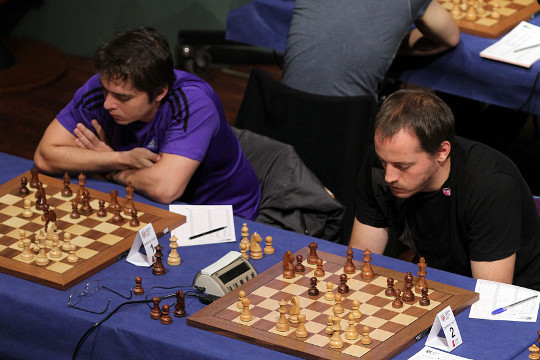 Bruzón, a la izquierda, ganó en 2006; Vallejo no ha jugado bien a pesar de ser el primer preclasificado