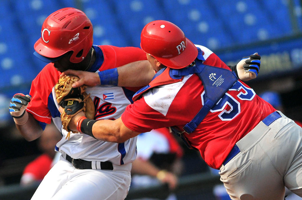 Cuba derrotó a Puerto Rico en extrainning 8-7. Foto: Ricardo López Hevia