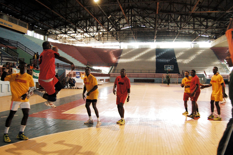 Santiago de Cuba sorprendió a los matanceros en los minutos finales y se quedaron con el bronce.Foto: César A. Rodrígue