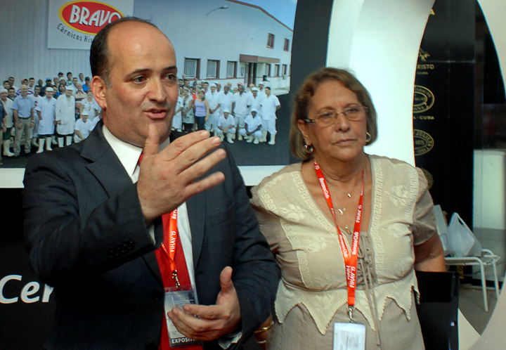 “Llevamos 20 años en el mercado cubano y ya oficializamos 20 años más”, informó Gonzalo Boluda, gerente general de Bravos S.A. Foto: Heriberto González Brito