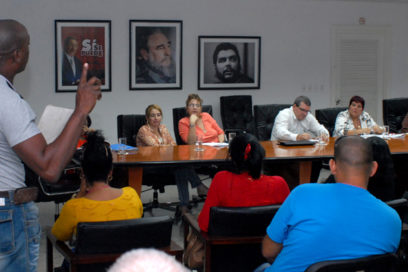 Empresas más productivas garantizan el incremento salarial