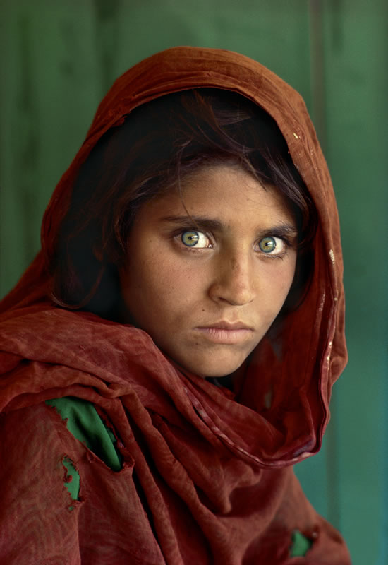 La foto más conocida de Steve McCurry integra la selección