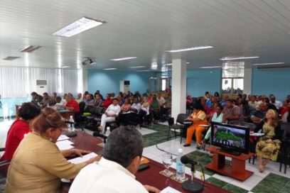 Asamblea del Poder Popular en Guantánamo analiza el programa cultural