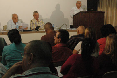 Debaten sobre funcionamiento de cooperativas no agropecuarias